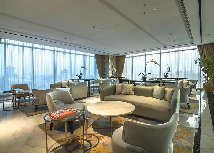 Oakwood & ResidenceHotel Surabaya